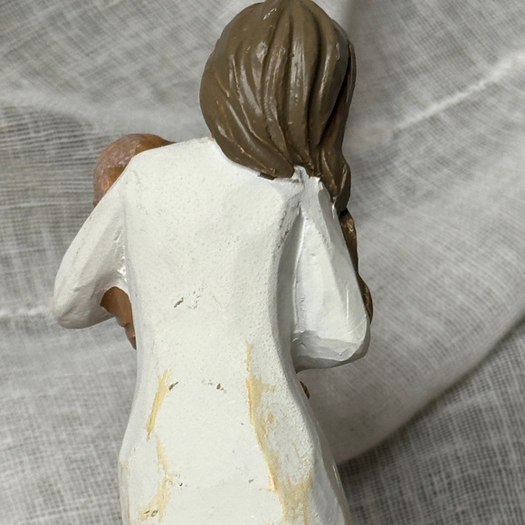 Woman Embracing Puppy Keepsake Girl & Dog Sculpture Gifts 6" x 2" x 1.5" NWOT - Picture 13 of 16